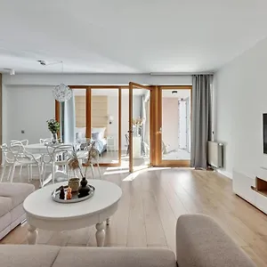 https://downtown-apartments-aura.gdanskhotel.org