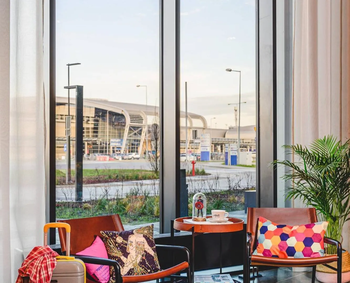 מלון Moxy Poznan Airport