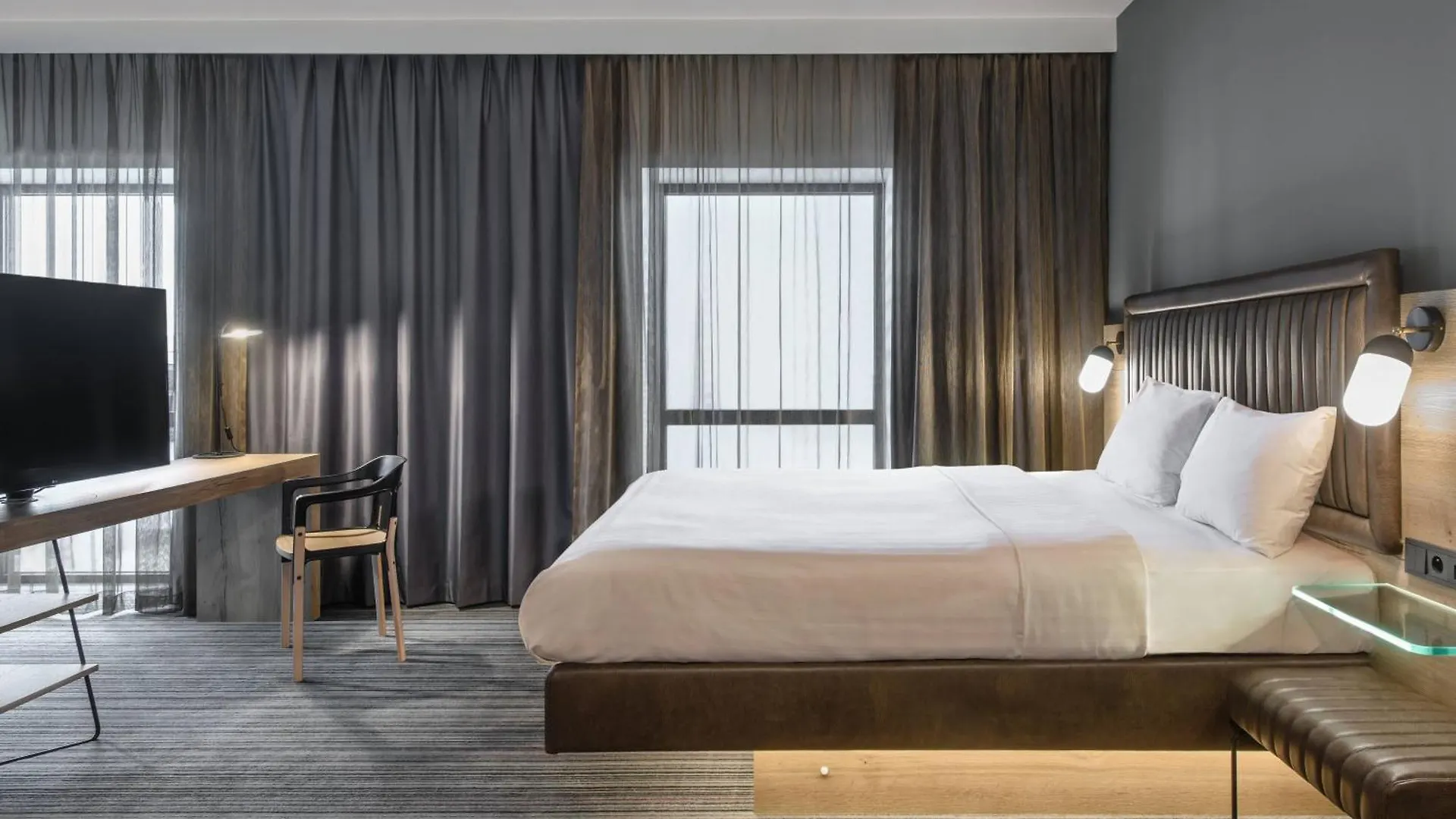 Moxy Poznan Airport Hotel