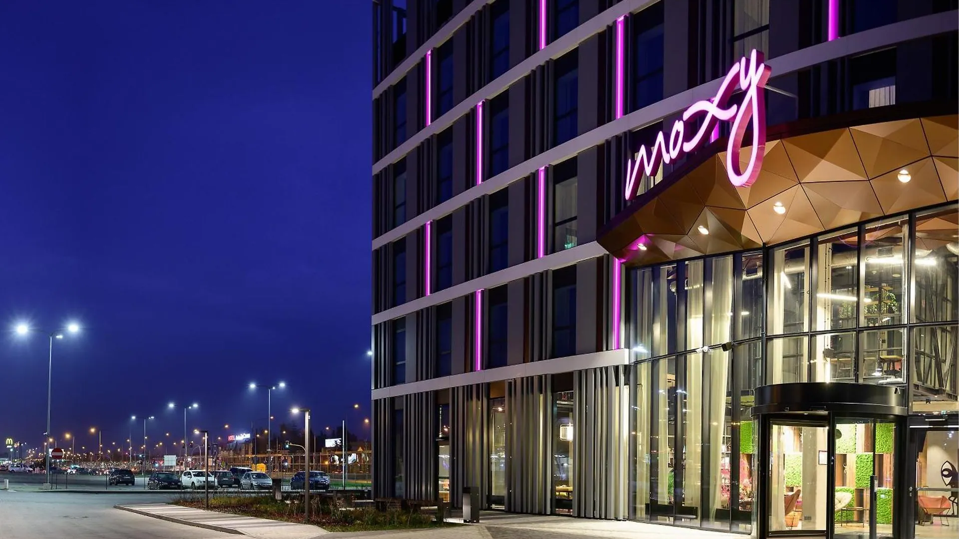Moxy Poznan Airport Hotel